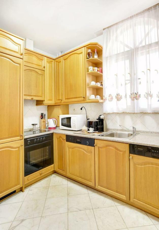 Aristocratic, Elegant, Designer Top Central Apartment Sofia Esterno foto