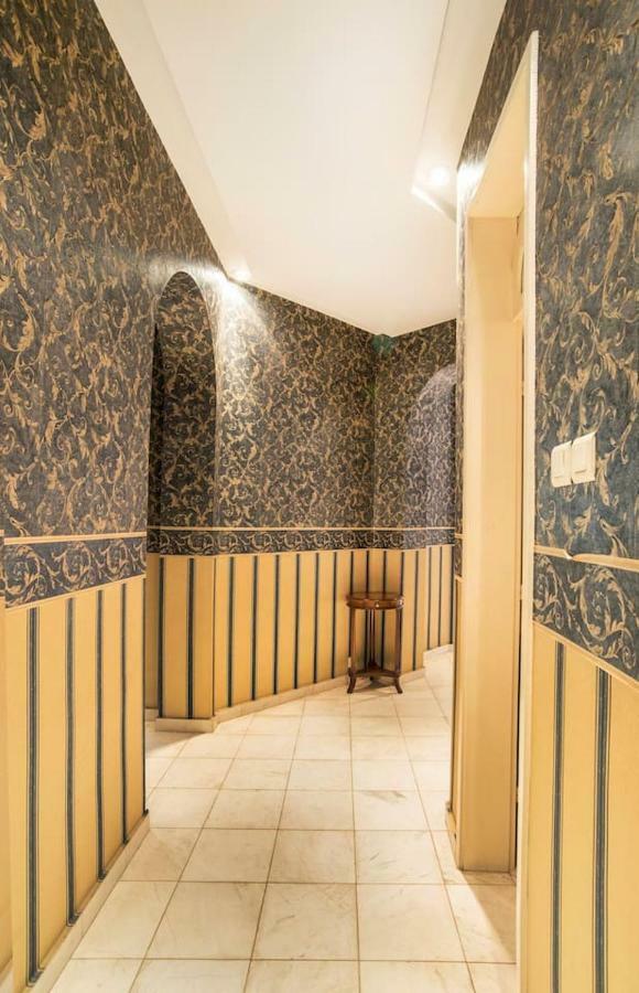Aristocratic, Elegant, Designer Top Central Apartment Sofia Esterno foto