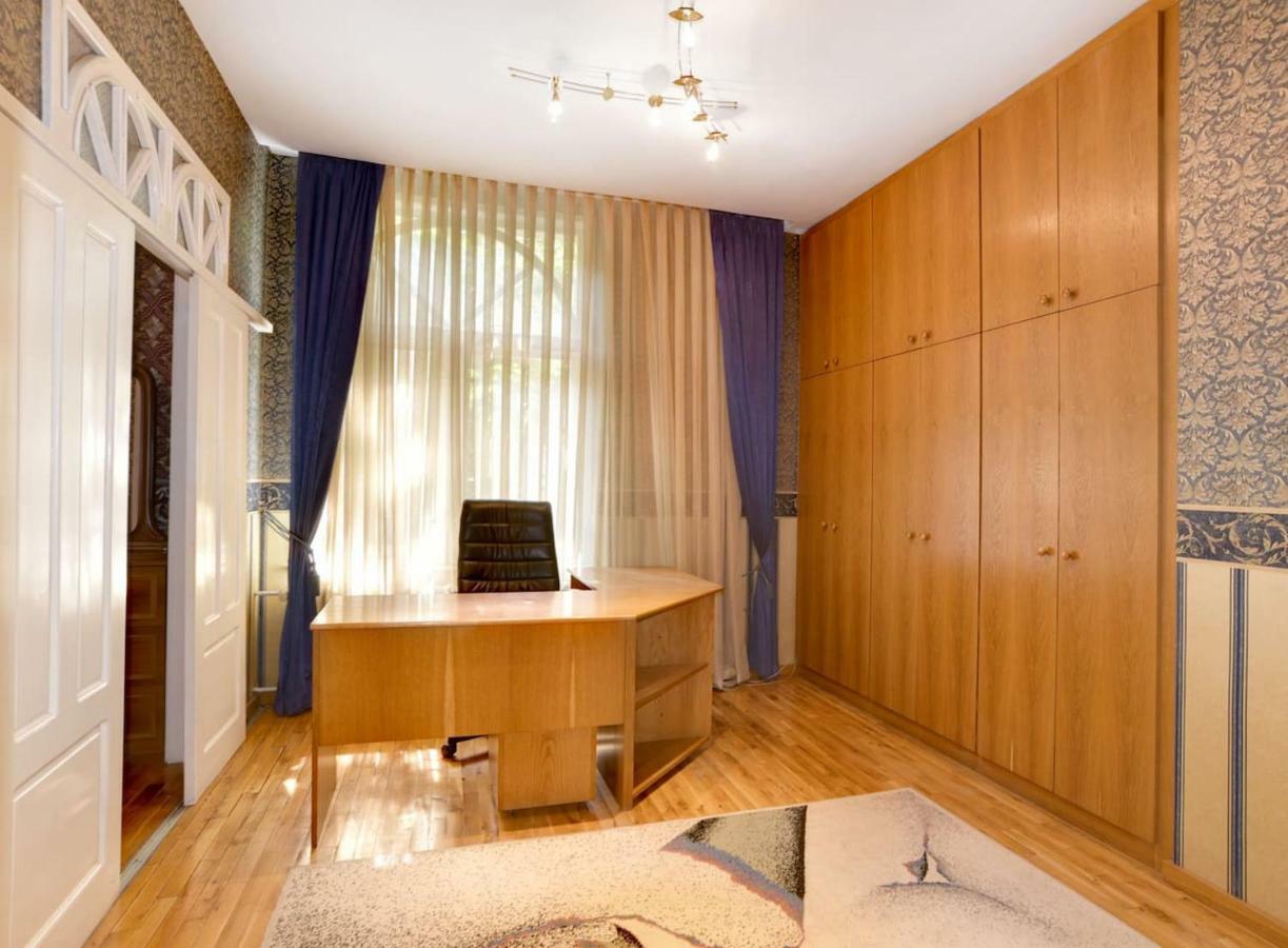 Aristocratic, Elegant, Designer Top Central Apartment Sofia Esterno foto