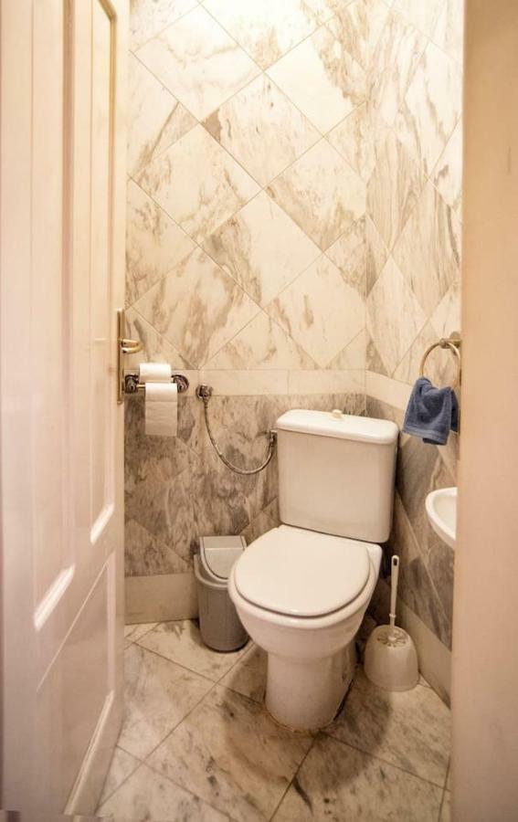 Aristocratic, Elegant, Designer Top Central Apartment Sofia Esterno foto